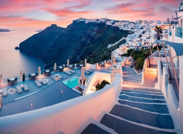 Day 4: Folegandos - Santorini