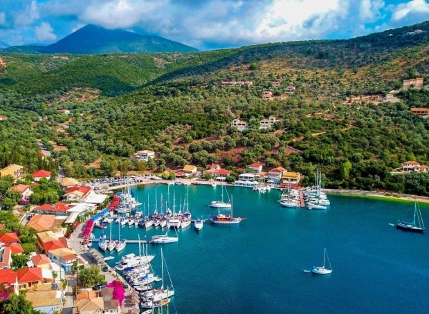 Day 6: Cephalonia (Fiscardo) - Lefkas (Sivota)