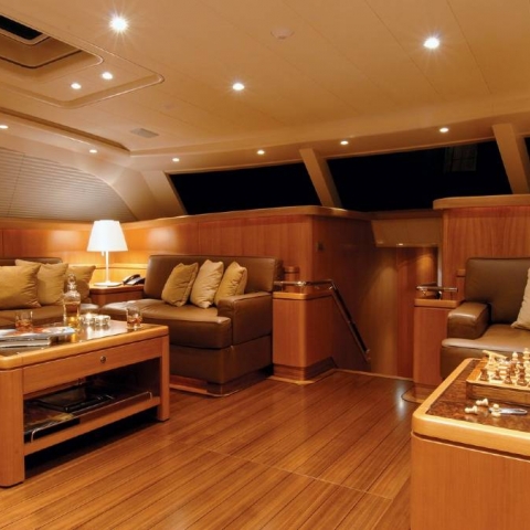 charters_in_greece_aristarchos_-_saloon.jpg