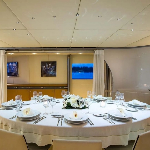 luxury-dining-table-inside-pandion.jpg