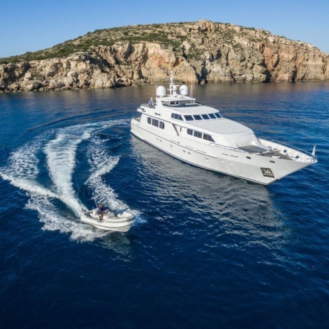 milos-at-sea-yacht-pic_032.jpg