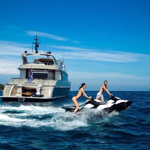 toys-pandion-yachts.jpg