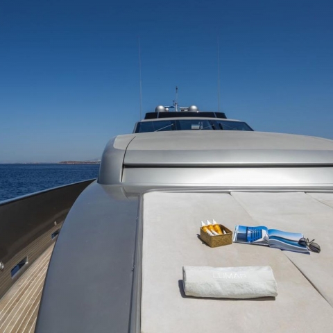 xanax-yacht-04.jpg