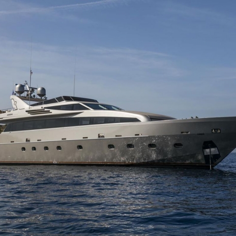 xanax-yacht-13.jpg