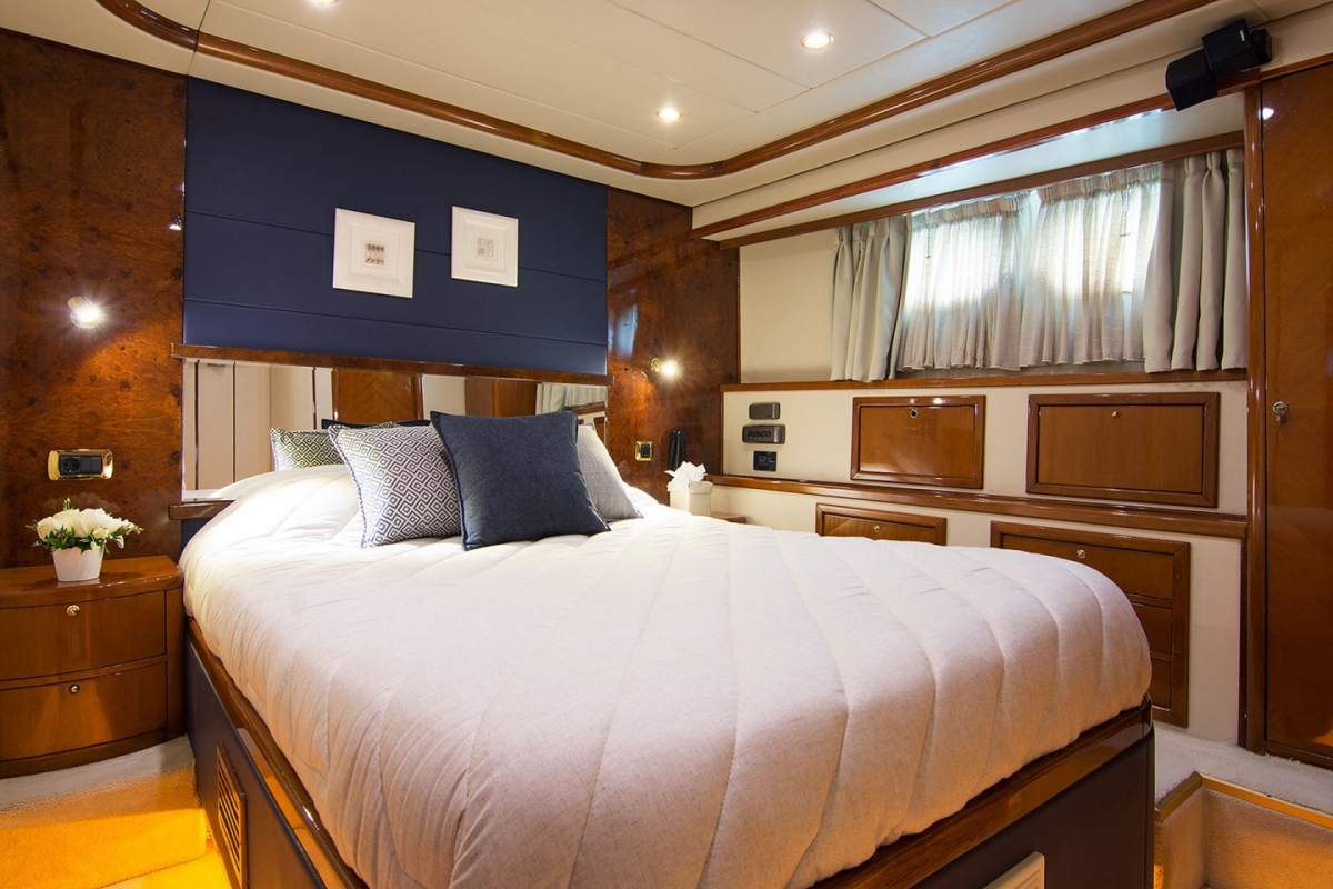 dream-b-double_cabin.jpg
