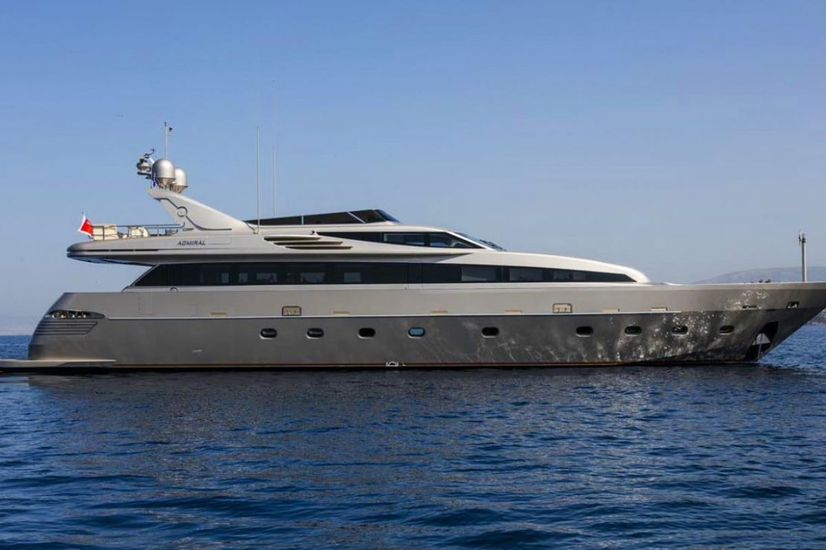 xanax-yacht-main-e1605107804607.jpg